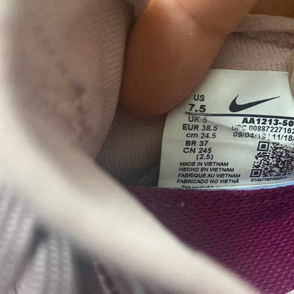 Nike zoom training women’s shoes, size 7.5|UK 38.5 - Picture 5 of 6